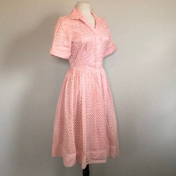 Pretty in Pink Classic 50's Vintage Shirt waist P… - image 1