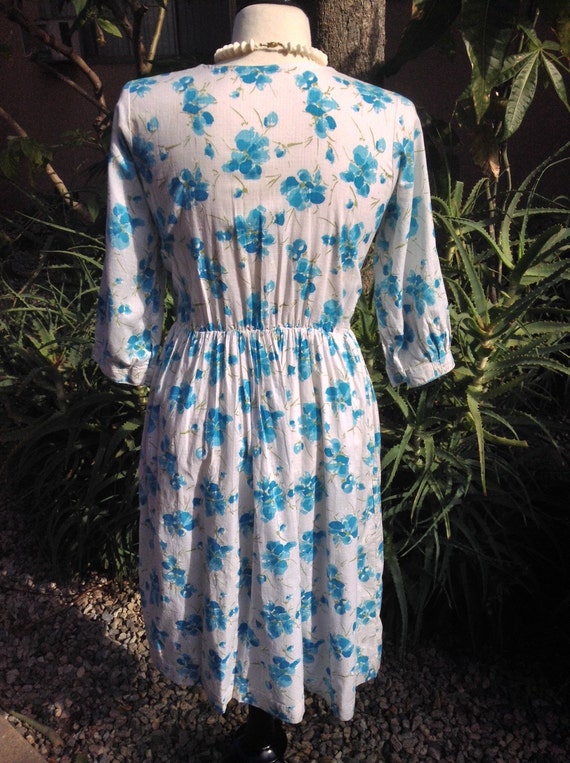 Vintage 40's 50's  floral print day dress sz 36" B - image 5