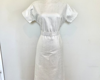 Sexy Vintage 1960’s Silver brocade cocktail party dress Sz 32” W