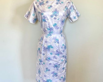 Lovely Vintage 1950’s Atomic print day dress Sz 28” W