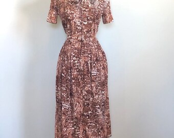 Vintage 40's Abstract Print Jersey Day Dress Sz 28" W