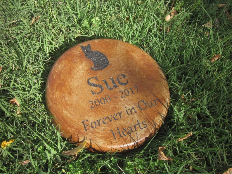 cat Custom Engraved Pet Memorial Stone 7.5 Diameter /'Forever in Our Hearts