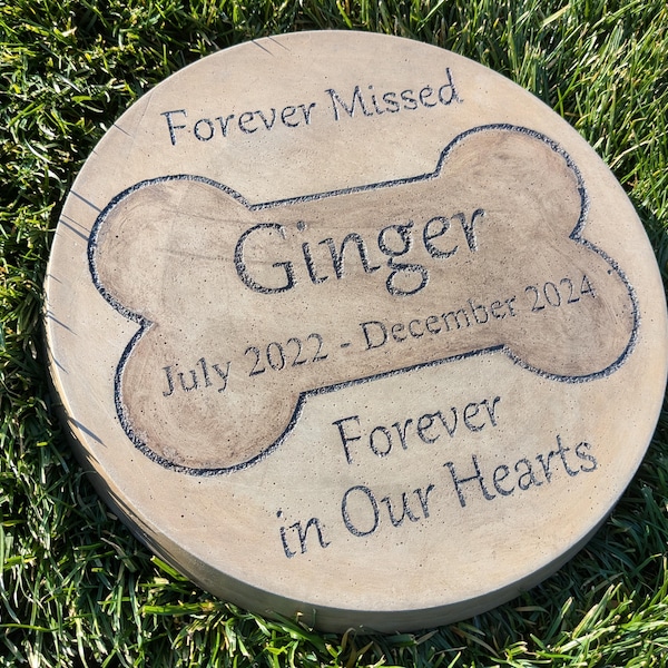 Engraved Pet Memorial 11" D  'Forever Missed Forever in Our Hearts'