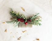 burgundy wedding hair piece, deep red flower hair clip, burgundy red berries comb, floral hair vine, bridal headpiece, winter wedding hair