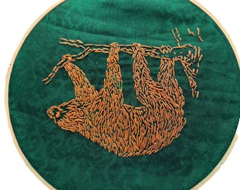 Sloth - Hand-sewn Embroidery in Hoop