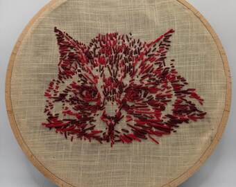 Maine Coon Cat - Hand-sewn Embroidery in Hoop