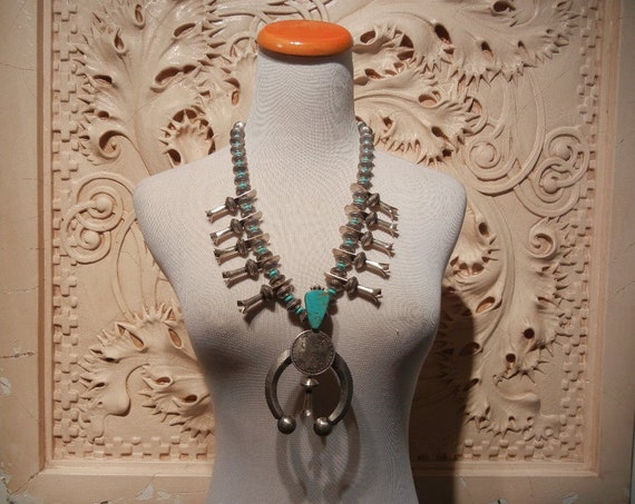 Dramatic Vintage Native American Navajo Turquoise Sterling Silver Squash Blossom Necklace Dramatic Vintage Native American Navajo Turquoise Sterling Silver Squash Blossom Necklace