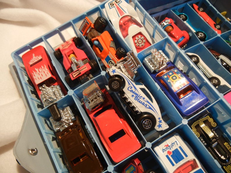 Vintage Matchbox City With 24 Matchbox Cars Made in England Etsy