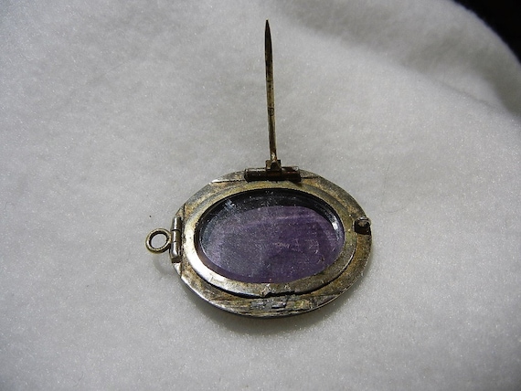 Victorian Mourning Jewelry, Two Pins and a Locket… - image 9