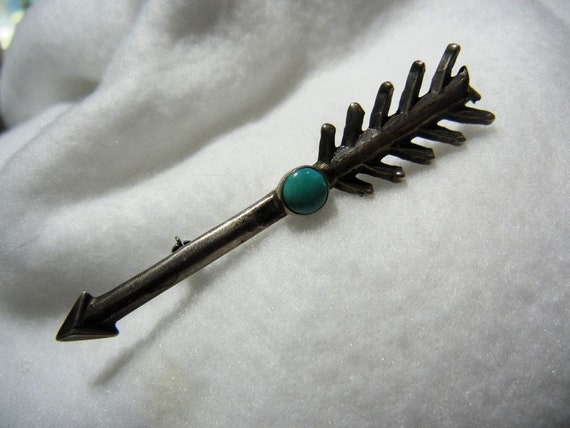Vintage Navajo Arrow Brooch or Pin, c. 1930s - image 1