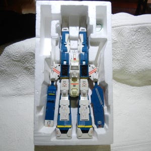 Vintage BANDAI SDF-1 Battle Fortress, Macross, Robotech, Matchbox