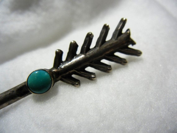 Vintage Navajo Arrow Brooch or Pin, c. 1930s - image 2