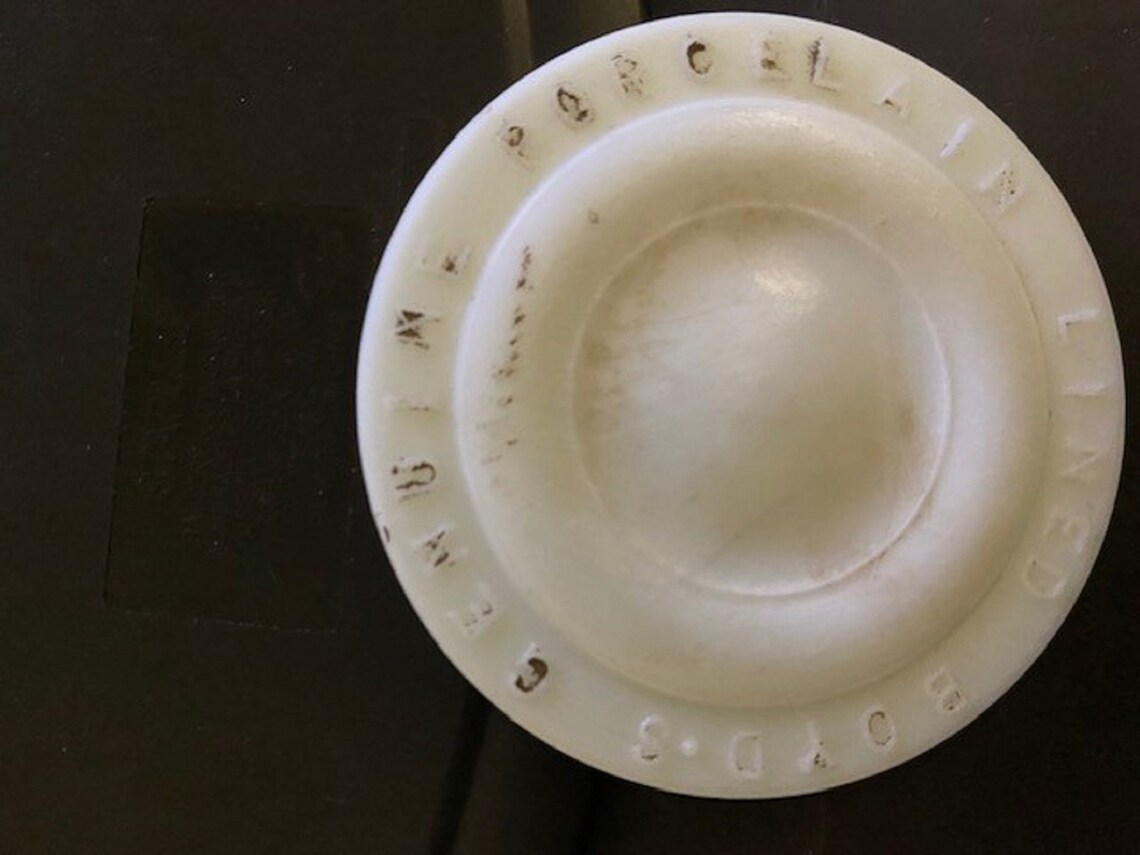 Boyds Genuine Porcelain Lined Cap Embossed on Circular Milk Glass Lid