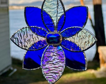 3D Stained Glass Flower Suncatcher, Wall Decor ~ Window Hanging, Garden or Patio Ornament, Glass Suncatcher, Mother's Day Gift, Gift for Her
