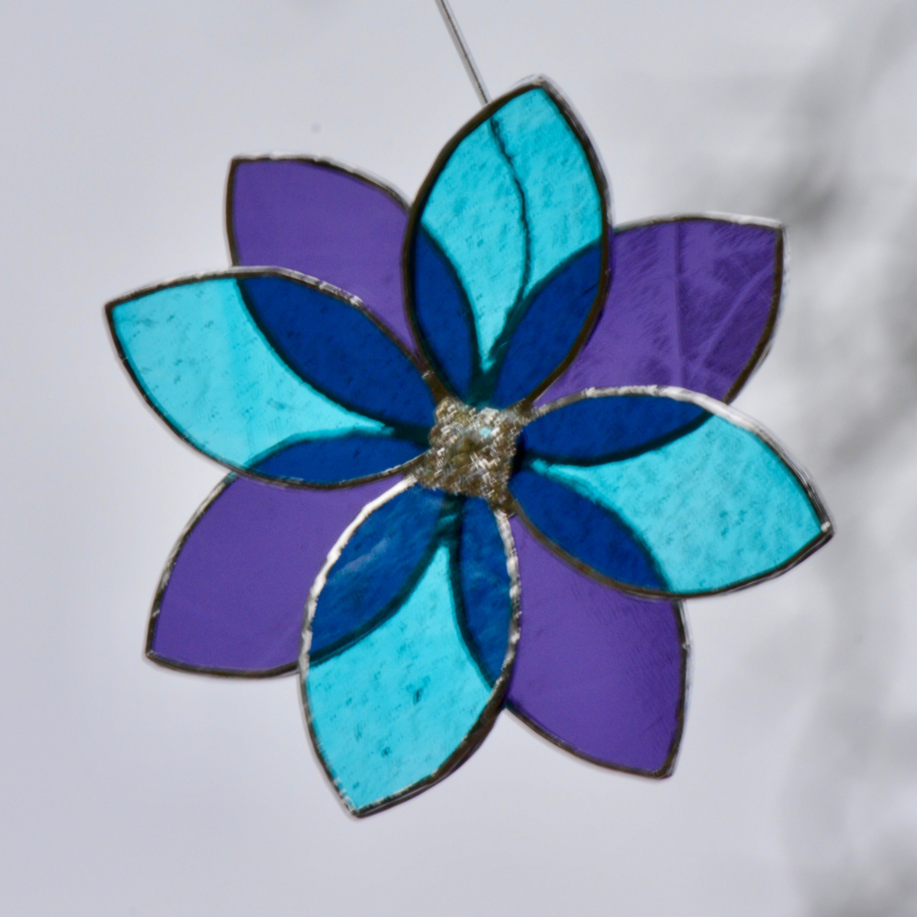 Suncatchers Stained Glass Suncatcher Flower Window Hanging Glass Flower Mauve Purple and Clear