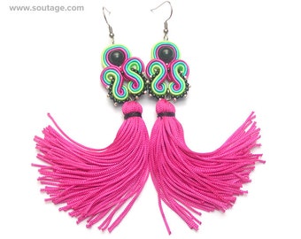 Brincos Soutache Dragonet Verde Fúcsia Brincos de borla Brincos longos boho Brincos de declaração Joias hippie Presente para suas joias Soutache