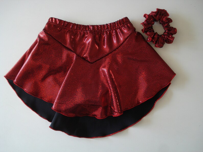 Girls Medium Skating Skirt and Jacket Set Red Zip up Fleece Jacket /& Red Skirt