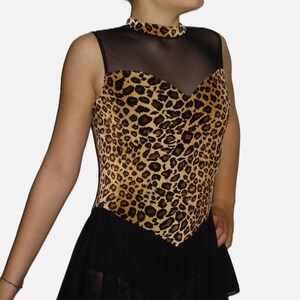 Figure Skating Dress, Girls and Ladies, Open Back, Leopard/Cheetah Velvet, Mesh or Solid Spandex & Attached Brief, Roller Skate bild 7