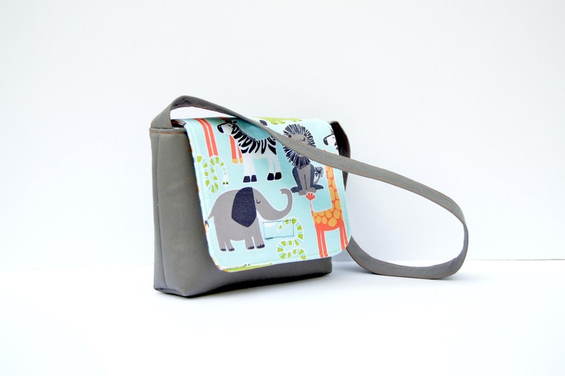 Kids Bag, Toddler Messenger Bag, Little Kids Purse, Zoo Animals Bag, Toddler Book Bags, Animal