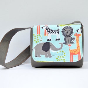 Kids Bag, Toddler Messenger Bag, Little Kids Purse, Zoo Animals Bag, Toddler Book Bags, Animal Crossbody Bag