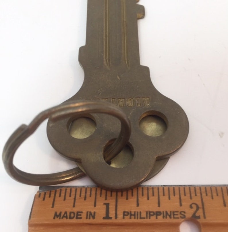 Golden Gate National Parks Conservancy Key to Alcatraz Souvenir 2000