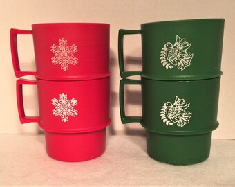 Tupperware Christmas mugs - 2 red, 2 green