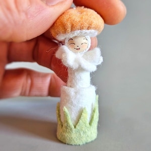 Mini Felt Mushroom Doll – 2 Inch Bendy Amanita, Removable Stand