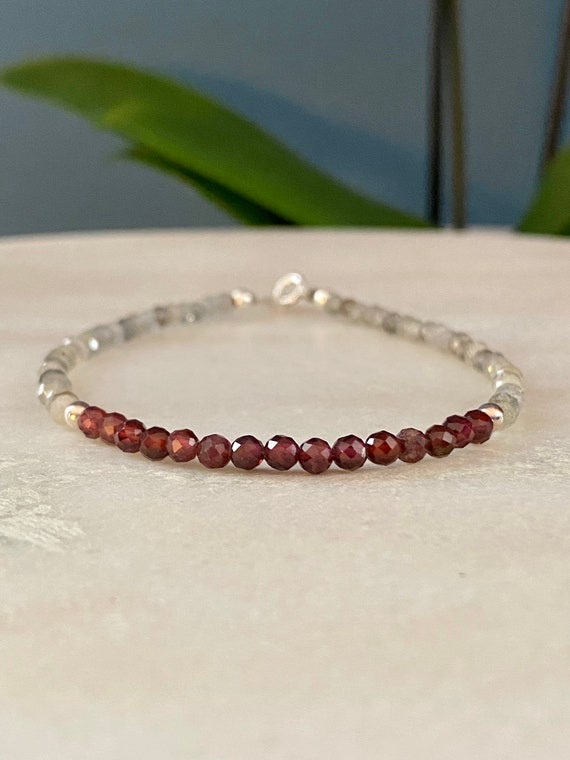 Garnet and labradorite beaded bracelet with sterling silver beads and clasp. January birthstone