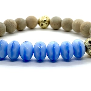 Periwinkle Stretch Bracelet, Pastel Bracelet, Purple Bracelet with Gold Accents, Boho Chic Stacking Bracelet, Minimalist Bracelet, Very Peri