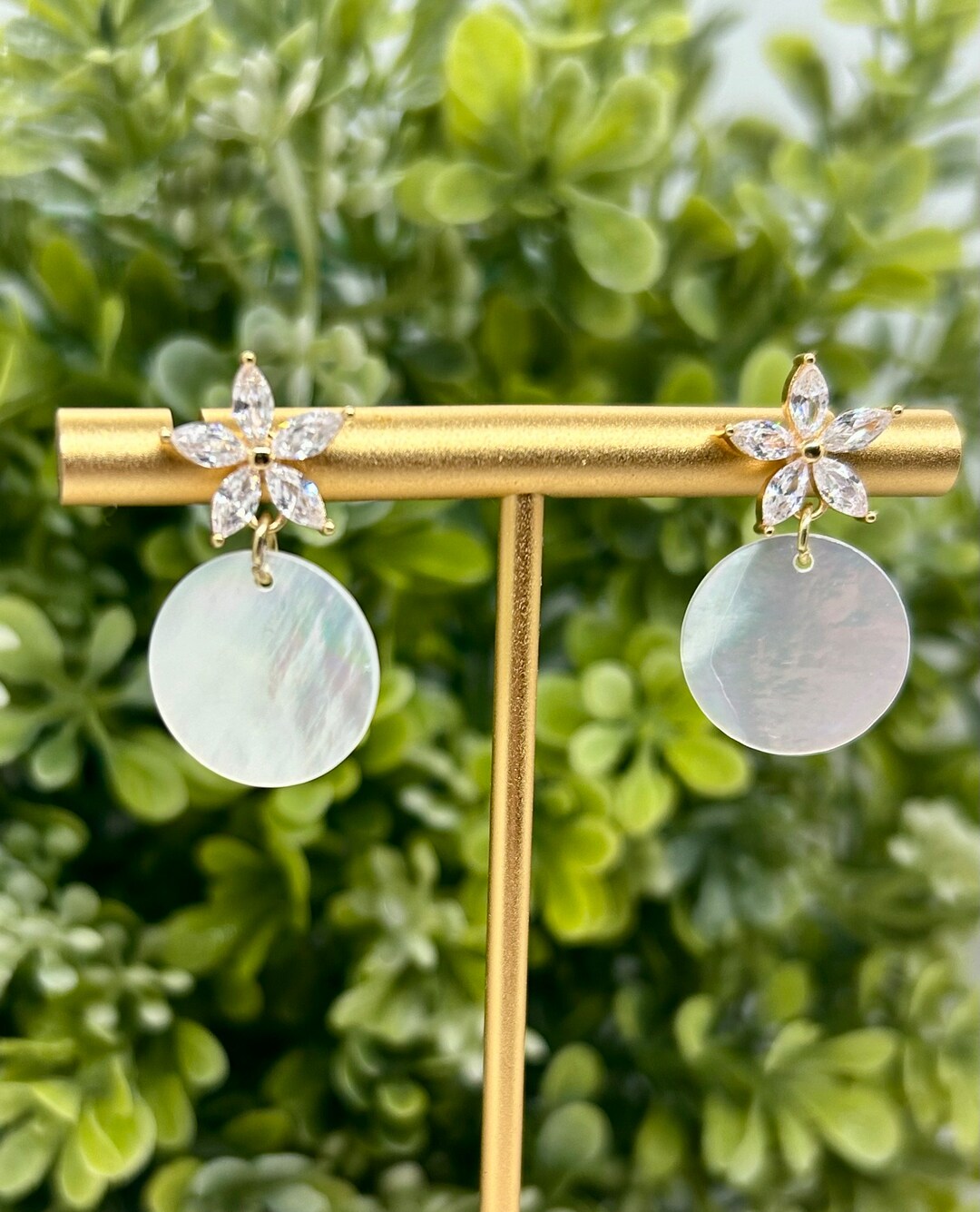 thumbnail image 2 of Raw Crystal Quartz Arrow Head Shape CZ Pave Drop Stud Earrings For Women - White Gold Plated 2 of 2