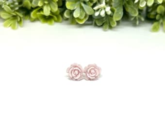 Dusty Pink Rose Earrings - 10mm Blush Pink Flower Stud Earrings - Pink Floral Earrings - Simple Cottagecore Jewelry - Gift for Her