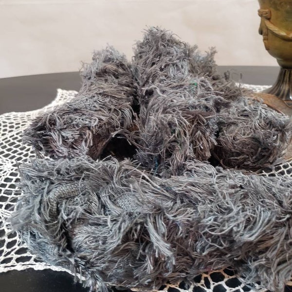 Recycled fuzzy Cotton suri grey slate