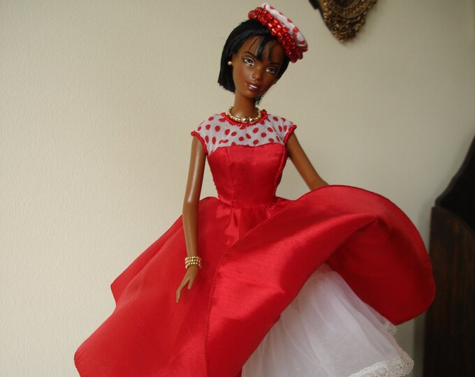 Vintage African American Barbie Doll Mattel 1987 Wearing Mimi's Haute