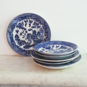Vintage Willow Ware Dishes: Blue Transferware Plates, Mixed Set of 7