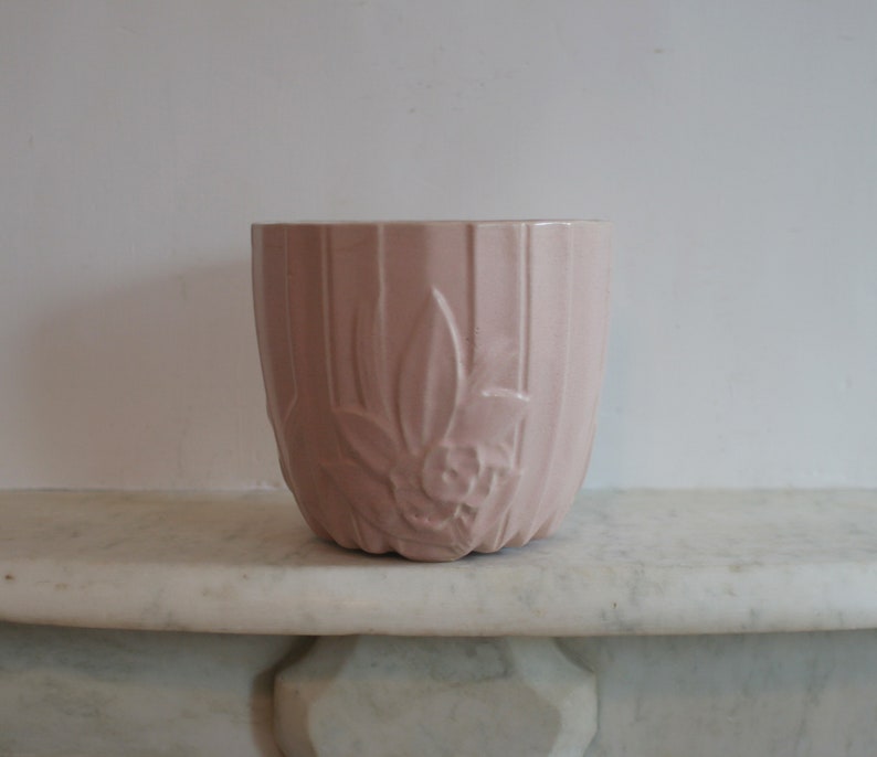 Large Flowers Pot Porch Jar Leaf Flower Matte Pink Vintage McCoy Jardiniere Planter