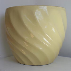 Vintage Extra Large RRP Co Roseville Jardiniere, Yellow Swirl, Robinson Ransbottom Ohio USA, Planter Cache Pot, Rare, Excellent Condition