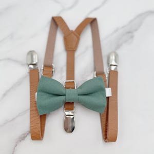 Eucalyptus Bow Tie & Skinny Leather Suspenders - Baby to Adult Sizes, Ring Bearer and Groomsman Gift, Rustic Wedding, Cotton Pocket Square
