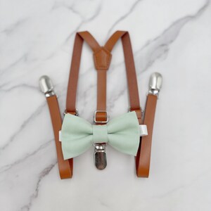 Dusty Sage Bow Tie & Suspenders | Groomsman Suspenders | Skinny Cognac Suspenders | Vegan Leather | Ring Bearer outfit | Celadon Bow