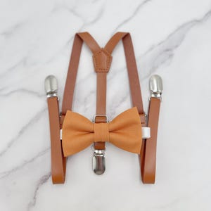 Butterscotch Bow Tie & Suspenders | Groomsman Bow Tie | Skinny Cognac Suspenders | Vegan Leather | Ring Bearer outfit | Rustic Wedding