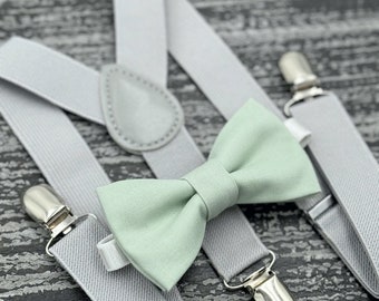 Dusty Sage bow tie & Light Gray Suspenders , Ring Bearer boy's gift , Groomsmen Wedding outfit , Men's pocket square , Cake Smash outfit