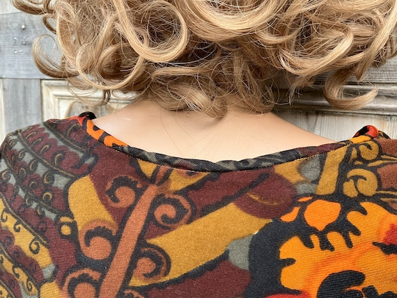 Groovy late 60s early 70s top in autumnal tones - image 6