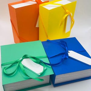 Book shaped favor boxes (Set of 4)