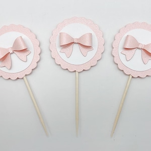 3DBow / She&#39;s tying the knot cupcake toppers (Set of 12)