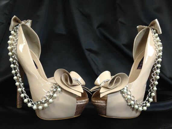 peep toe heels with bow