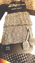SM NEW YORK Gray (One size fits all) Boot Cuffs/2 Tassels - New**