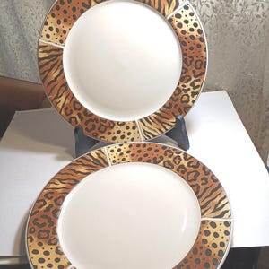 Vintage 1997 MAJESTIC-WARE by SAKURA Leopard Edge Print (2) Dinner Plates