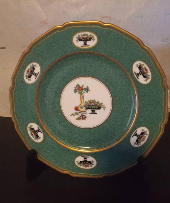 Vintage ROYAL DOULTON (multi-colors) Round Display Plate #RO9615