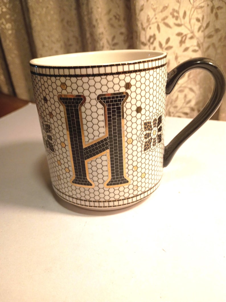 White Black and Gold by ANTHROPOLOGIE Honeycomb Monogram H Initial Coffee Mug image 1