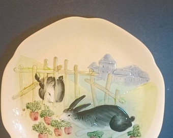 Vintage 1983 "The Haldon Group" Majolica Easter Rabbits/Garden Patch Display Plate