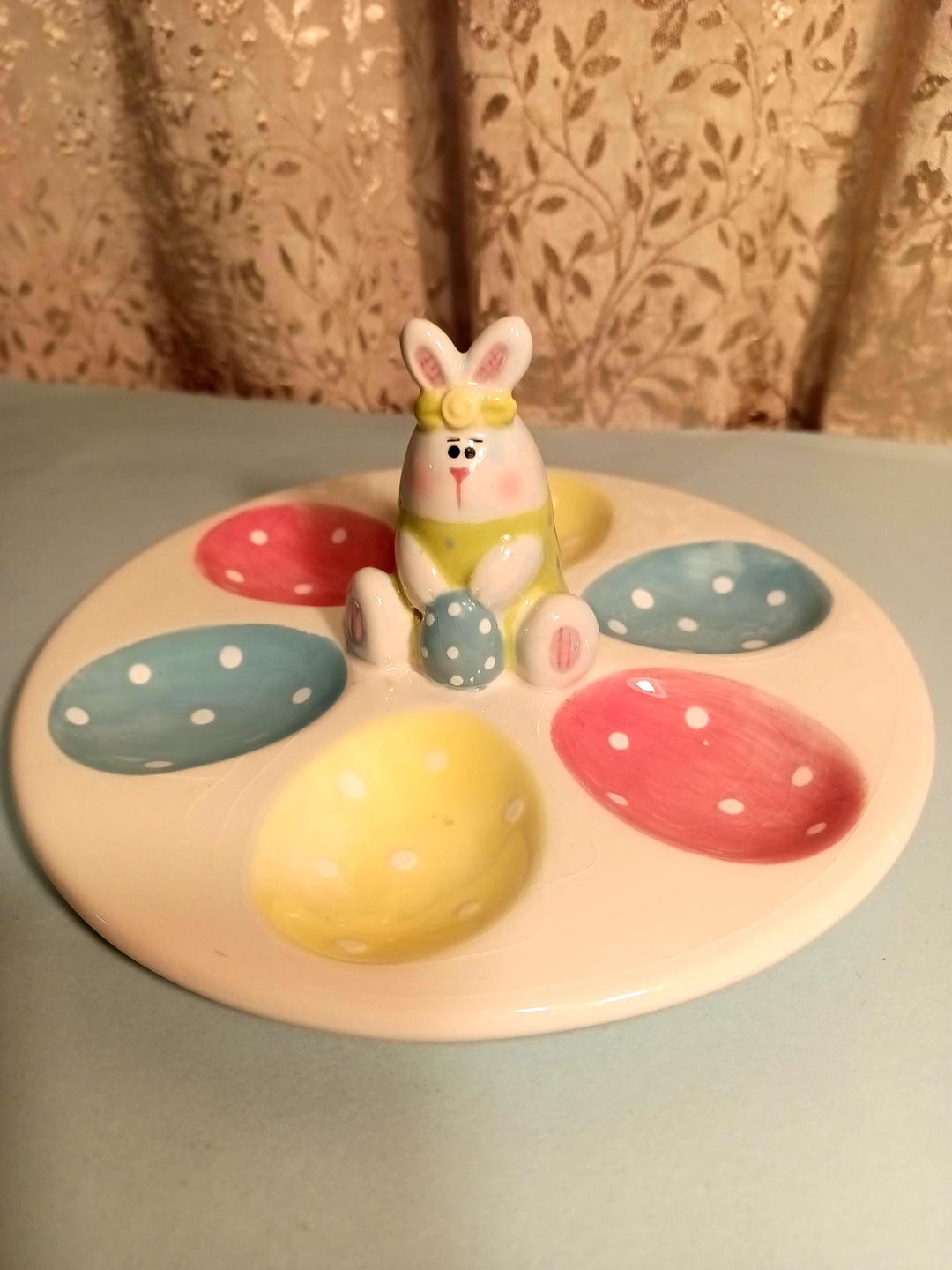 Mini Pastel Colors 6 Egg Ceramic Round Platter and Easter Bunny